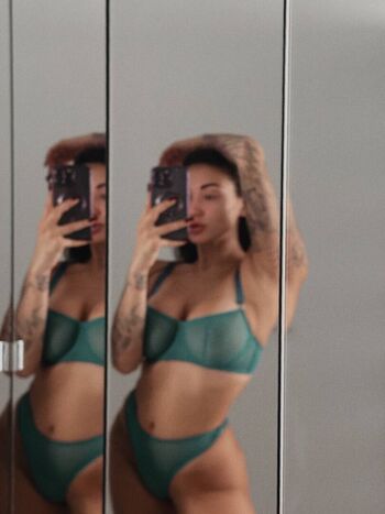 Full leaked Pingvidii private onlyfans photo