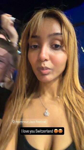 Full leaked Pinkpantheress private onlyfans photo