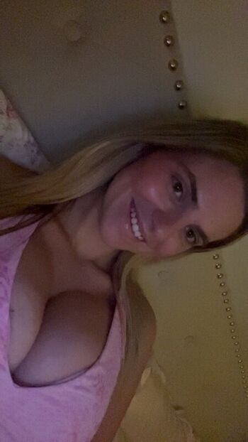 Full leaked Pinkprincesselizabeth private onlyfans photo