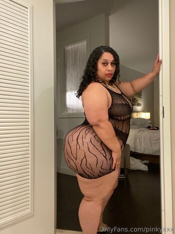 Full leaked Pinkyxxx private onlyfans photo