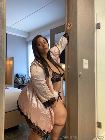 Full leaked Pinkyxxx private onlyfans photo
