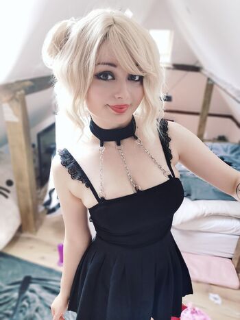 Full leaked Pixiecat page private onlyfans photo
