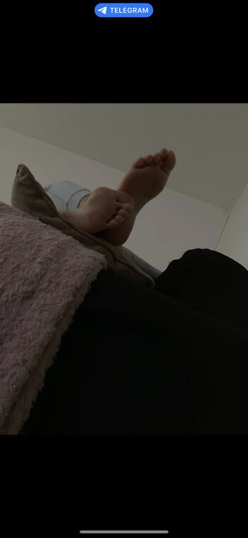Full leaked Plantes de pieds candid page private onlyfans photo