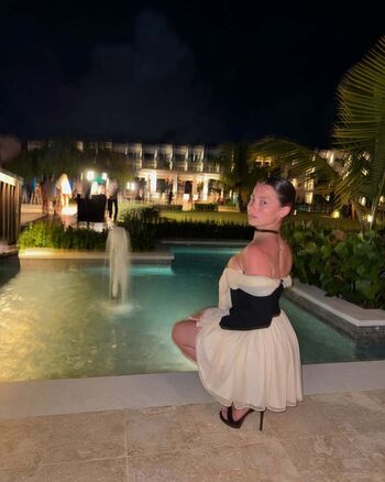 Full leaked Polina alexandrovaaa private onlyfans photo