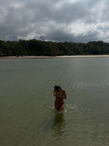 Full leaked Polliana aleixo private onlyfans photo