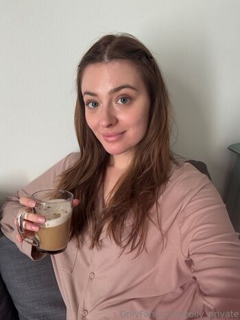 Full leaked Polly private private onlyfans photo