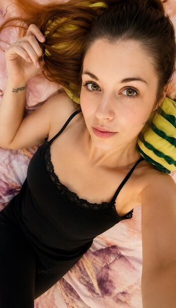 Full leaked Poppy morcroft private onlyfans photo