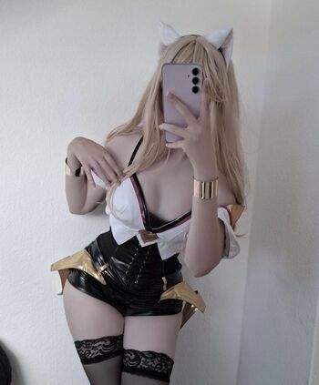 Full leaked Porcelainkitty private onlyfans photo