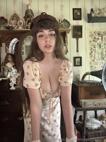 Full leaked Porcelainmilkbottle page private onlyfans photo