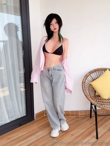 Full leaked Potatogodzilla page private onlyfans photo