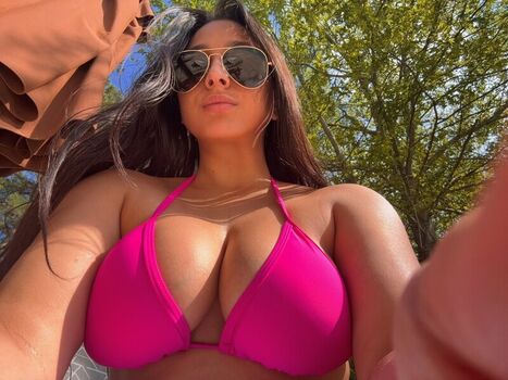 Full leaked Pouty panda private onlyfans photo