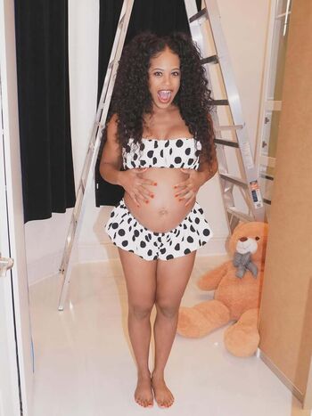 Full leaked Pregnant celebs private onlyfans photo