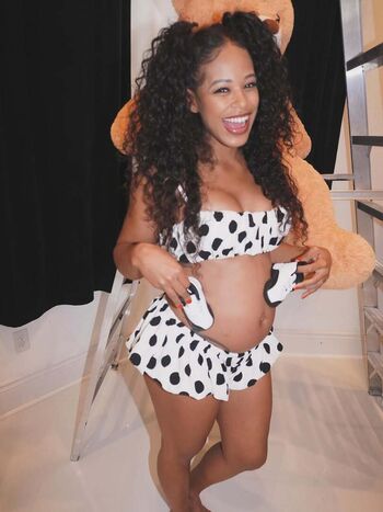 Full leaked Pregnant celebs private onlyfans photo