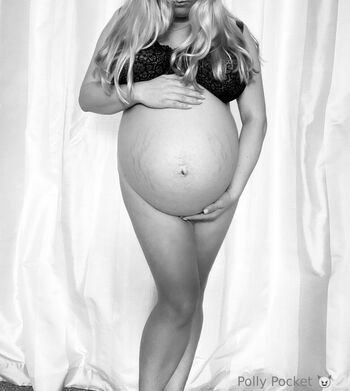 Full leaked Pregnantpolly private onlyfans photo