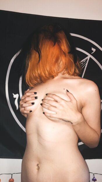 Full leaked Pretty parasite private onlyfans photo
