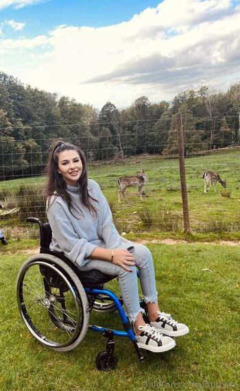 Full leaked Pretty wheelchair girl page private onlyfans photo