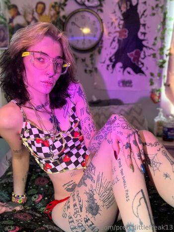 prettylittlefreak13