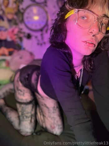 prettylittlefreak13