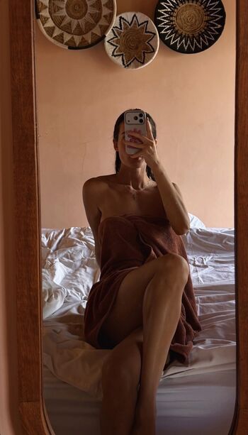 Full leaked Pretylittlething private onlyfans photo