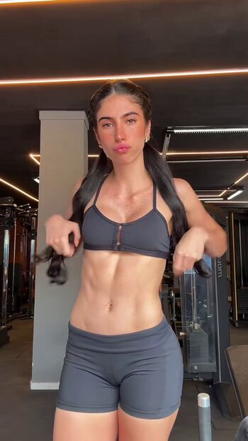 Full leaked Pri arpini private onlyfans photo