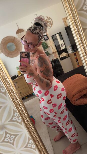 Full leaked Princessemiymiy private onlyfans photo