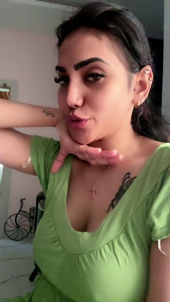 Full leaked Priya naidu private onlyfans photo