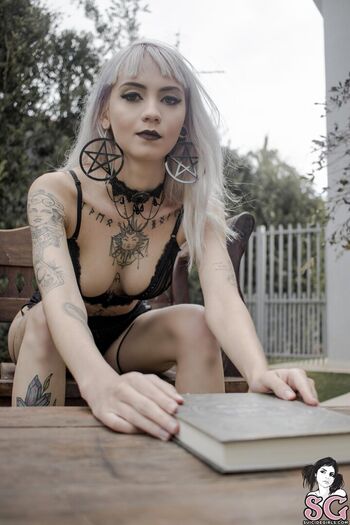 Full leaked Psylunar private onlyfans photo
