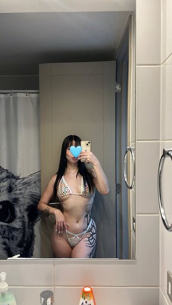 Full leaked Ptitgirl private onlyfans photo