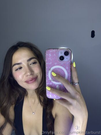 Full leaked Pumpkinstarburst private onlyfans photo