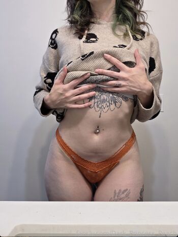 Full leaked Punkandpizza private onlyfans photo