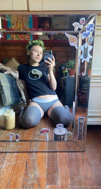 Full leaked Punkfrog private onlyfans photo
