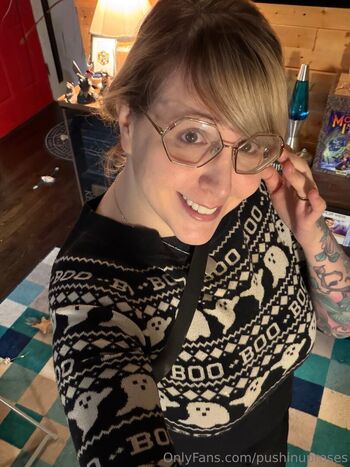 Full leaked Pushinguproses page private onlyfans photo