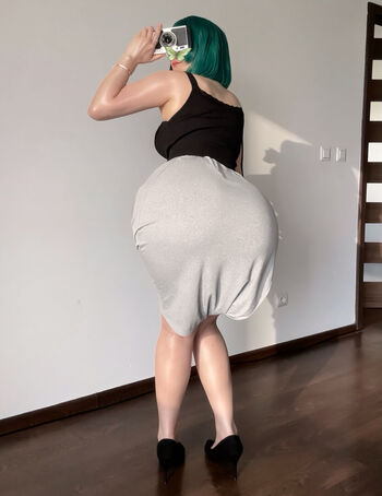 Full leaked Qiandaiyiyu page private onlyfans photo
