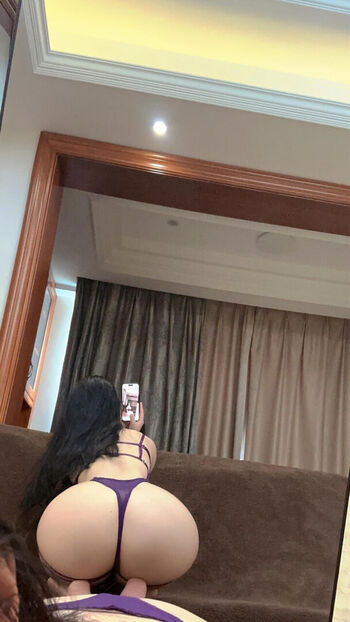 Full leaked Qiaoniutt  page private onlyfans photo