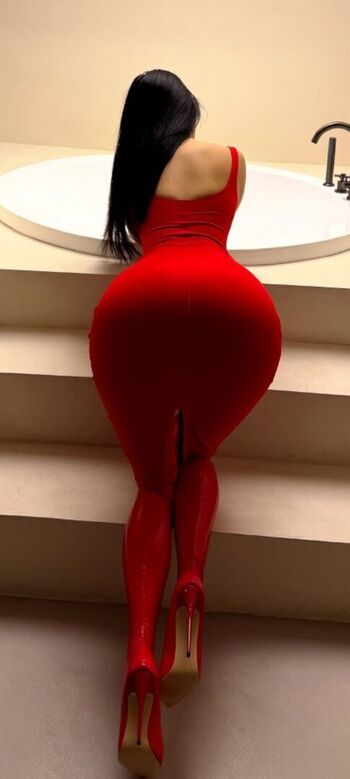 Full leaked Qiaoniutt  page private onlyfans photo
