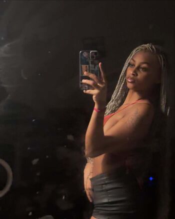 Full leaked Queen adams page private onlyfans photo