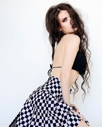 Full leaked Quimeraax private onlyfans photo