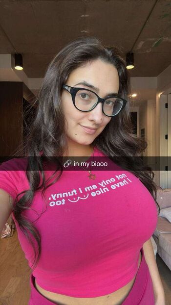 Full leaked Qveenjulia private onlyfans photo