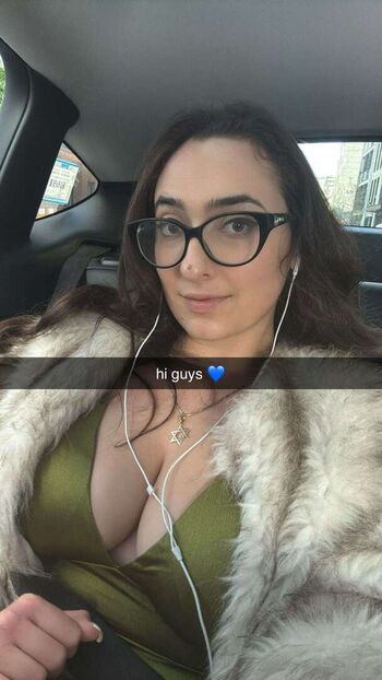 qveenjulia