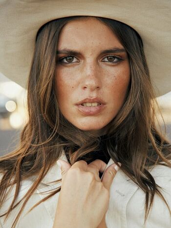 Rachelle Van Waardhuizen