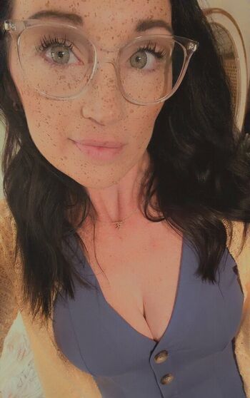 Full leaked Rachierach private onlyfans photo