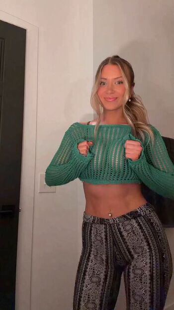 Full leaked Rae adams private onlyfans photo