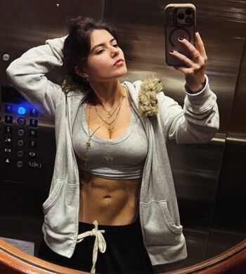 Full leaked Raeleerudolph private onlyfans photo