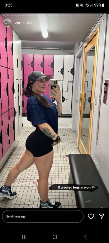 Full leaked Raelynn page private onlyfans photo