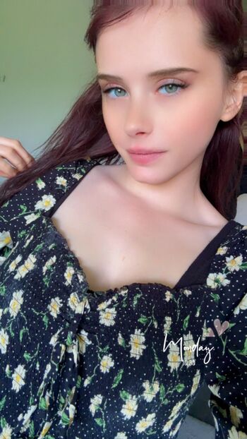 Full leaked Raen private onlyfans photo