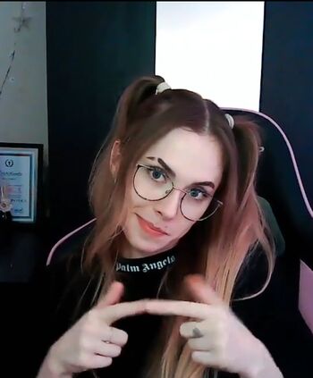 Full leaked Raine reacts page private onlyfans photo