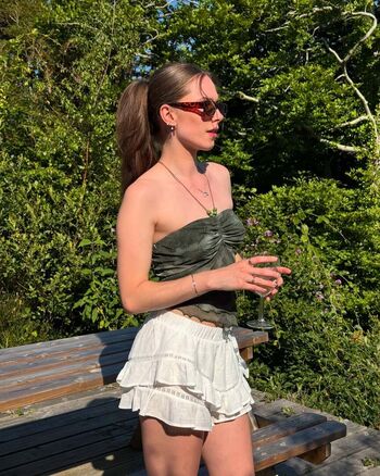 Full leaked Raine reacts page private onlyfans photo