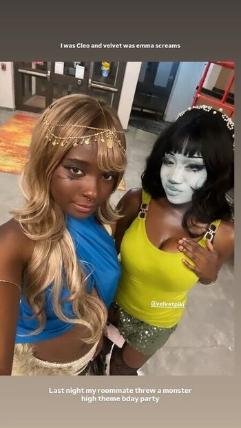 Full leaked Ramennudedolls private onlyfans photo