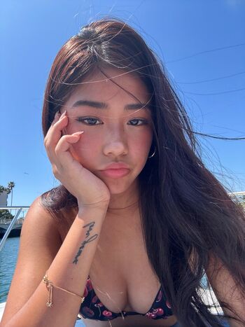 Full leaked Ranon private onlyfans photo
