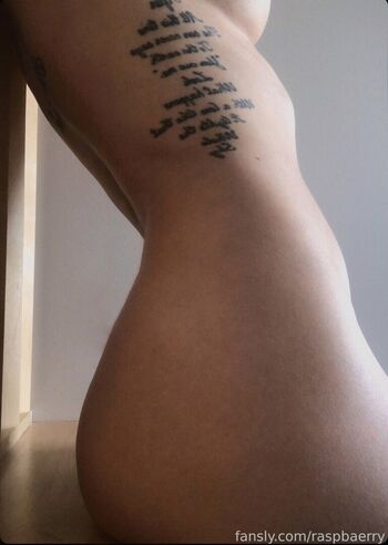 Full leaked Rasbaerry page private onlyfans photo